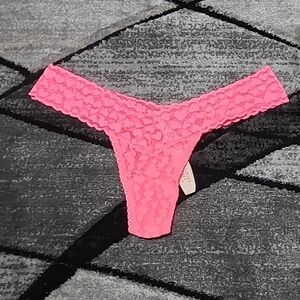VICTORIA SECRET 2013 THE LACIE HEART THONG ONE SIZE